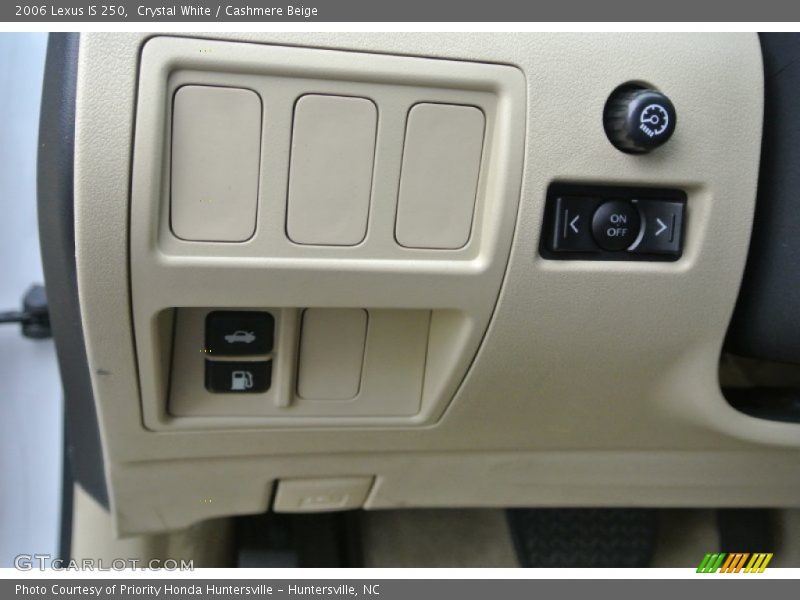 Crystal White / Cashmere Beige 2006 Lexus IS 250