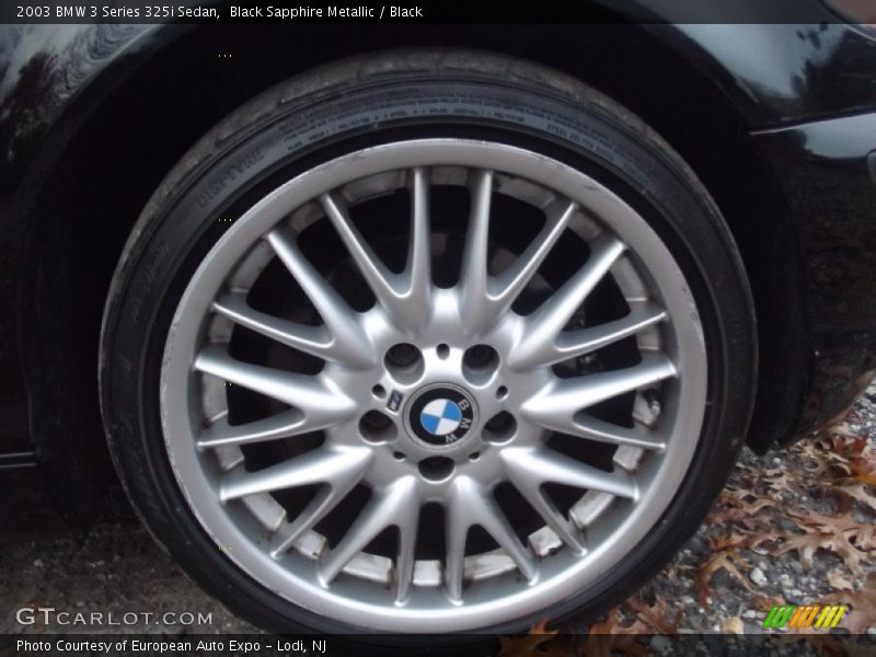 Black Sapphire Metallic / Black 2003 BMW 3 Series 325i Sedan