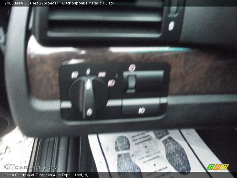 Black Sapphire Metallic / Black 2003 BMW 3 Series 325i Sedan
