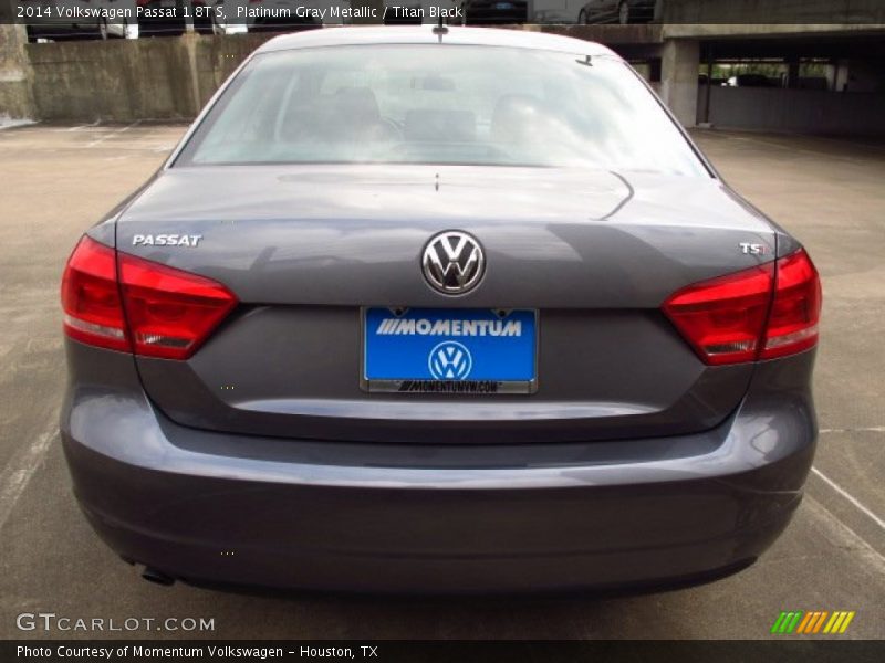 Platinum Gray Metallic / Titan Black 2014 Volkswagen Passat 1.8T S