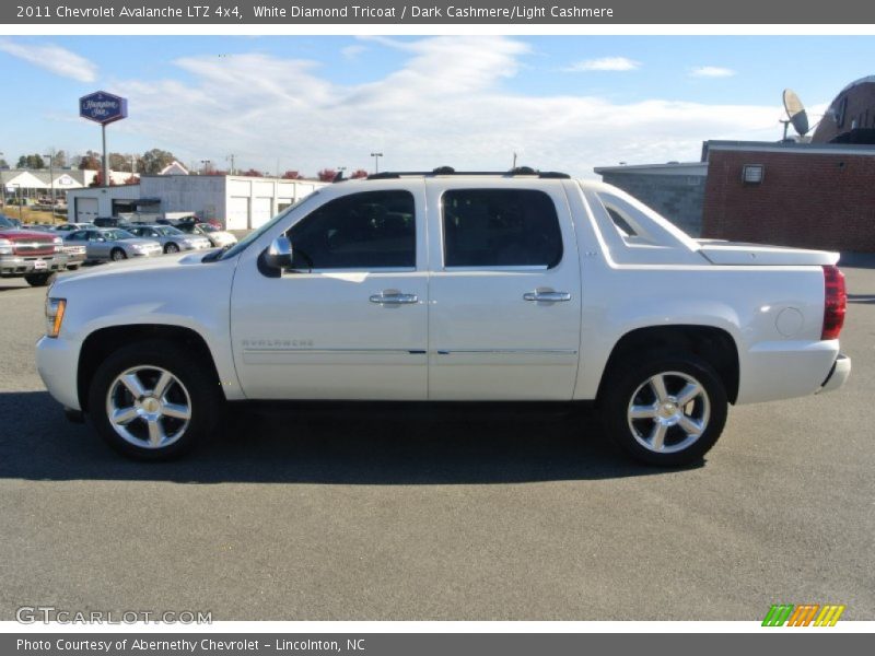 White Diamond Tricoat / Dark Cashmere/Light Cashmere 2011 Chevrolet Avalanche LTZ 4x4