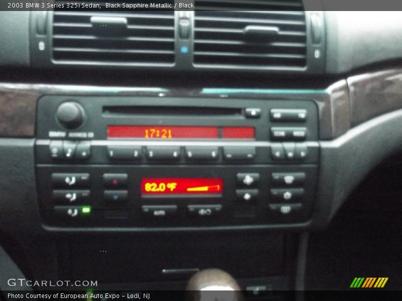 Black Sapphire Metallic / Black 2003 BMW 3 Series 325i Sedan