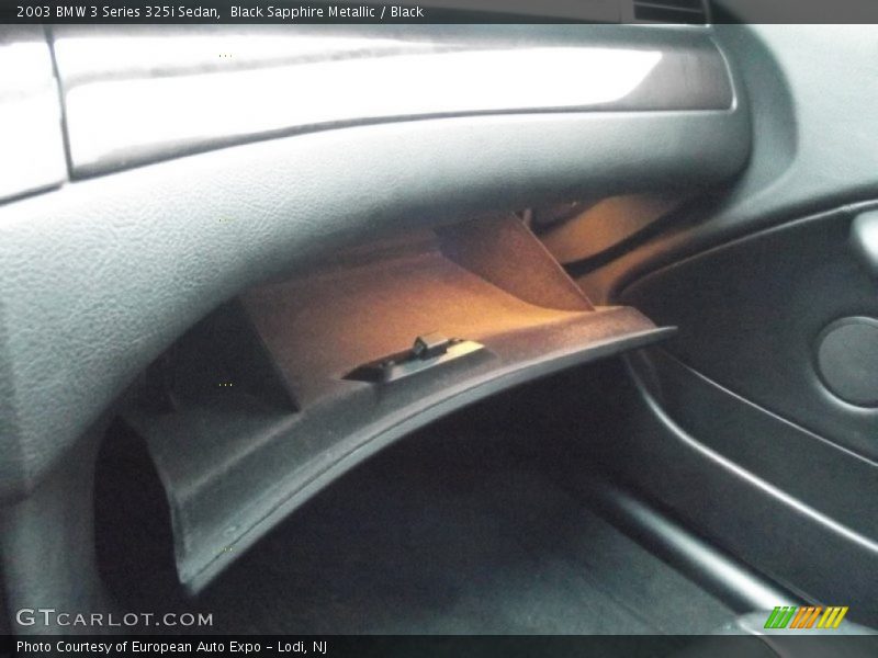 Black Sapphire Metallic / Black 2003 BMW 3 Series 325i Sedan