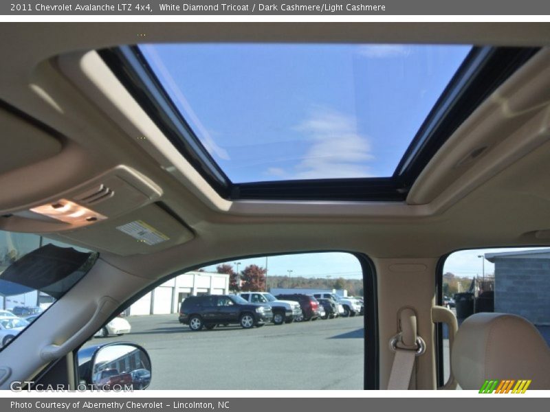 White Diamond Tricoat / Dark Cashmere/Light Cashmere 2011 Chevrolet Avalanche LTZ 4x4