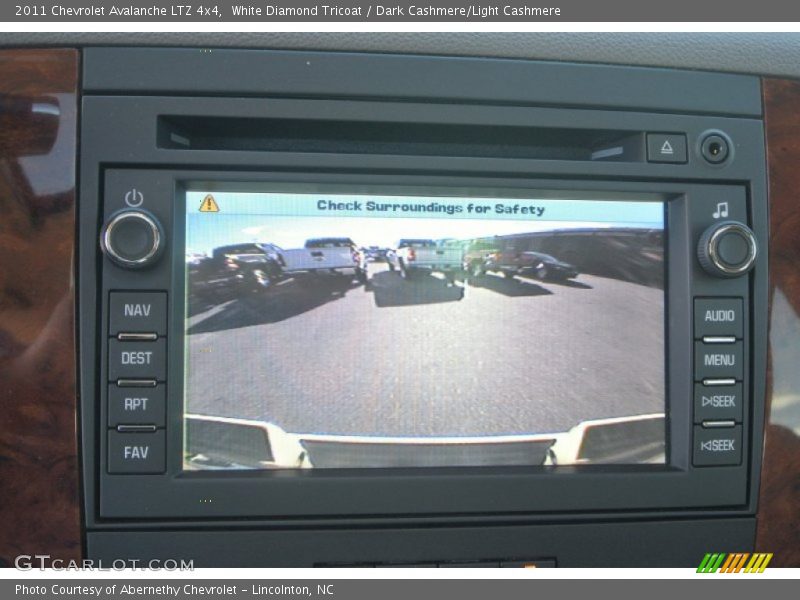 White Diamond Tricoat / Dark Cashmere/Light Cashmere 2011 Chevrolet Avalanche LTZ 4x4