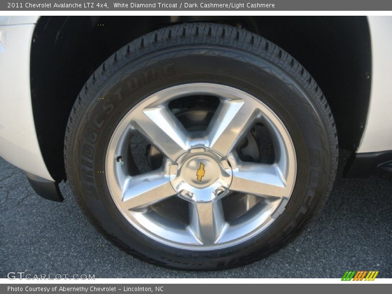 White Diamond Tricoat / Dark Cashmere/Light Cashmere 2011 Chevrolet Avalanche LTZ 4x4