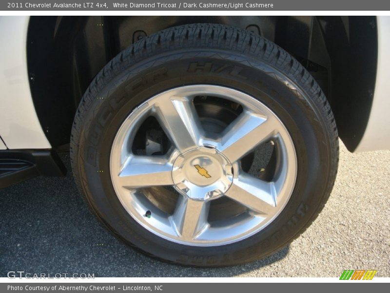 White Diamond Tricoat / Dark Cashmere/Light Cashmere 2011 Chevrolet Avalanche LTZ 4x4