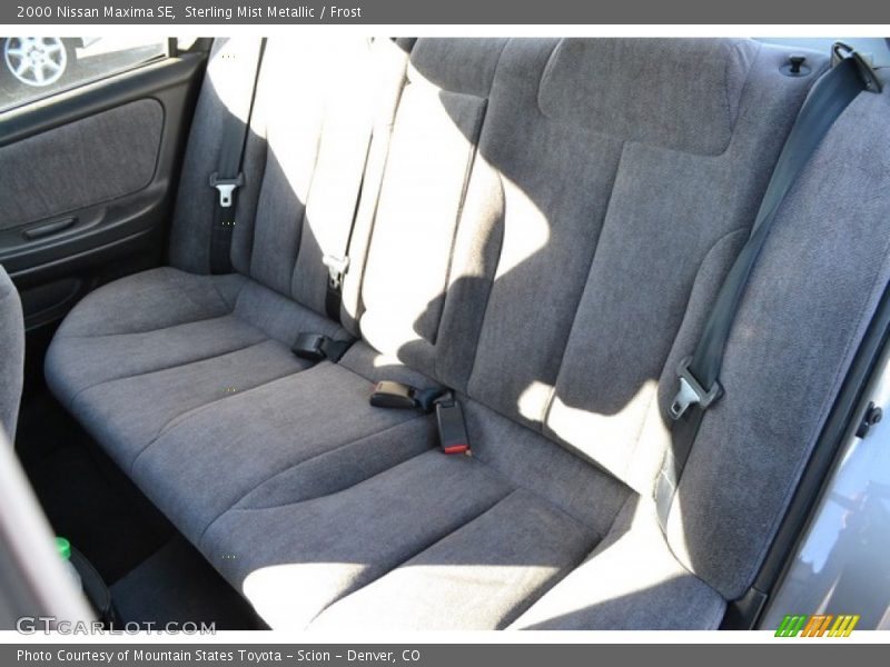 Sterling Mist Metallic / Frost 2000 Nissan Maxima SE