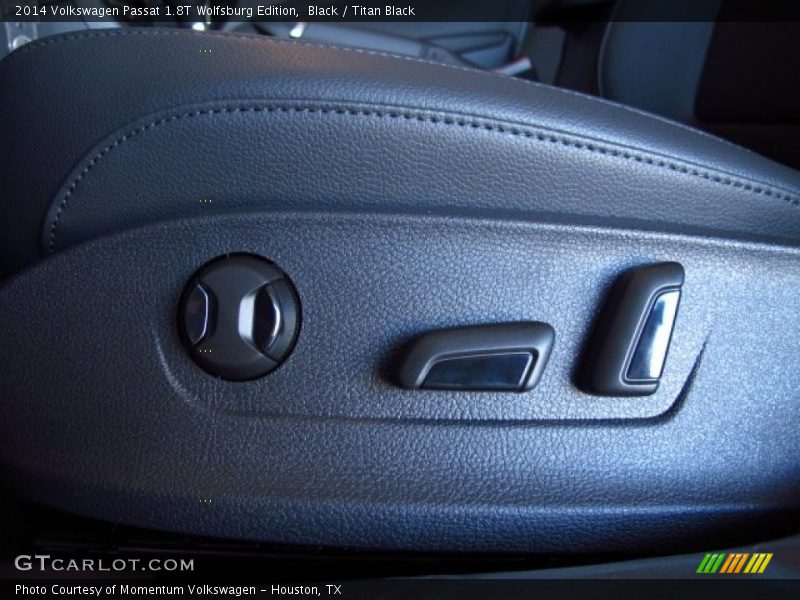 Black / Titan Black 2014 Volkswagen Passat 1.8T Wolfsburg Edition
