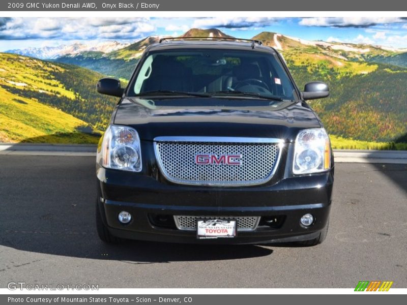 Onyx Black / Ebony 2009 GMC Yukon Denali AWD