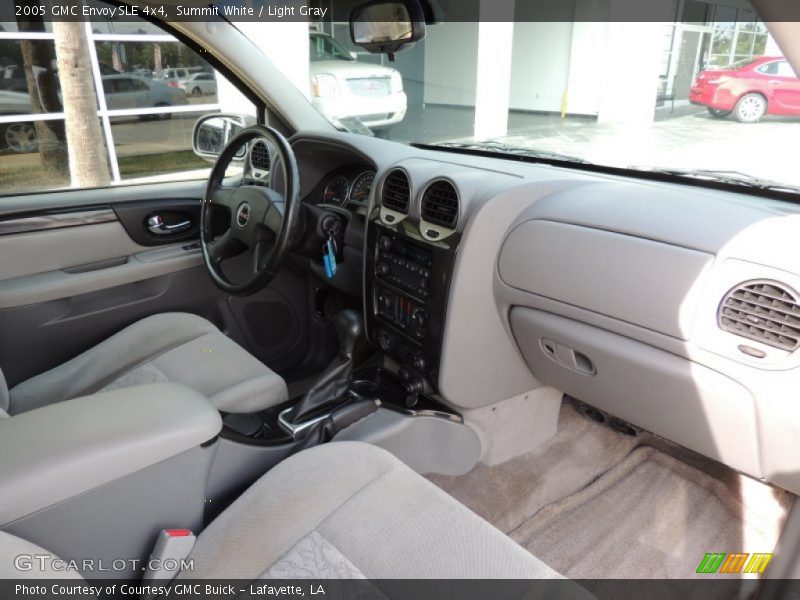 Summit White / Light Gray 2005 GMC Envoy SLE 4x4