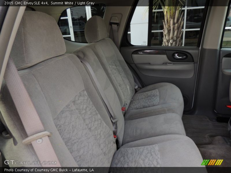 Summit White / Light Gray 2005 GMC Envoy SLE 4x4