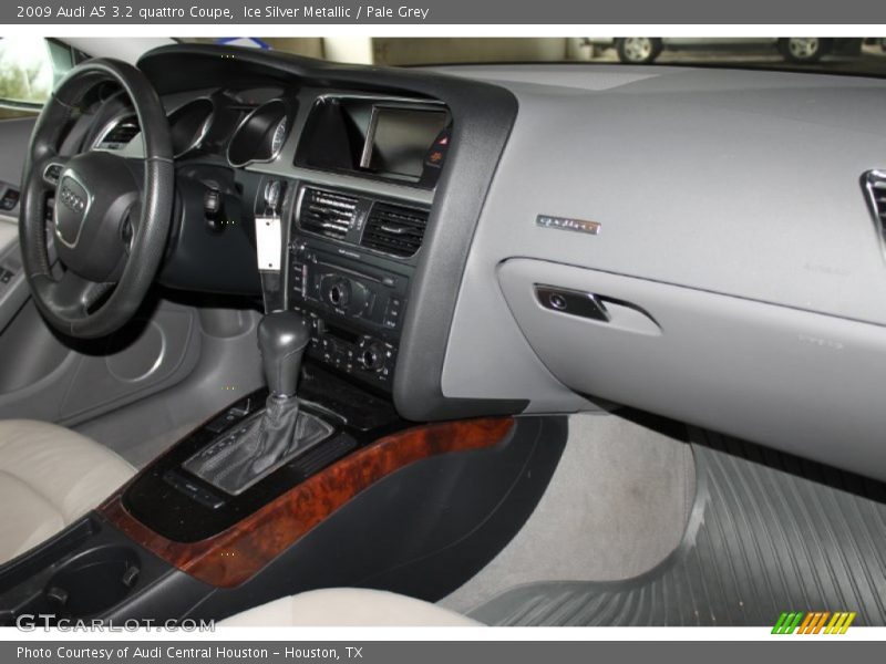 Ice Silver Metallic / Pale Grey 2009 Audi A5 3.2 quattro Coupe