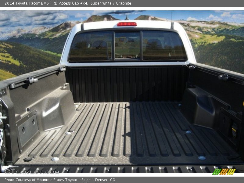 Super White / Graphite 2014 Toyota Tacoma V6 TRD Access Cab 4x4