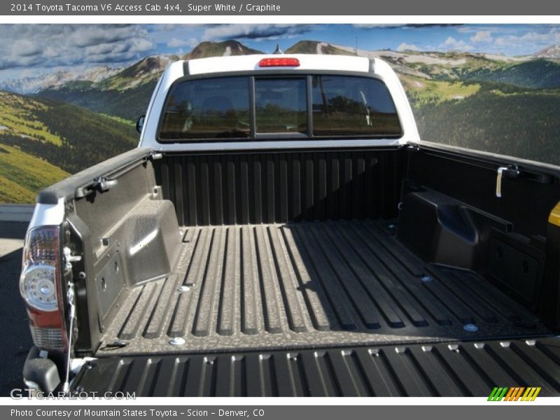 Super White / Graphite 2014 Toyota Tacoma V6 Access Cab 4x4