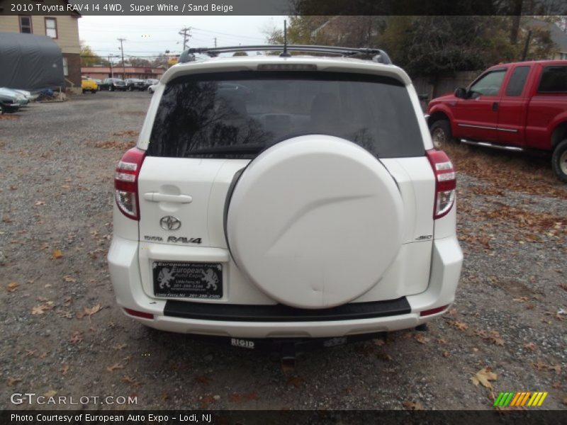 Super White / Sand Beige 2010 Toyota RAV4 I4 4WD