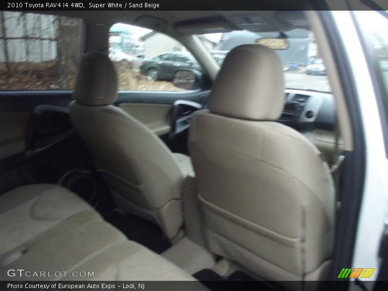 Super White / Sand Beige 2010 Toyota RAV4 I4 4WD