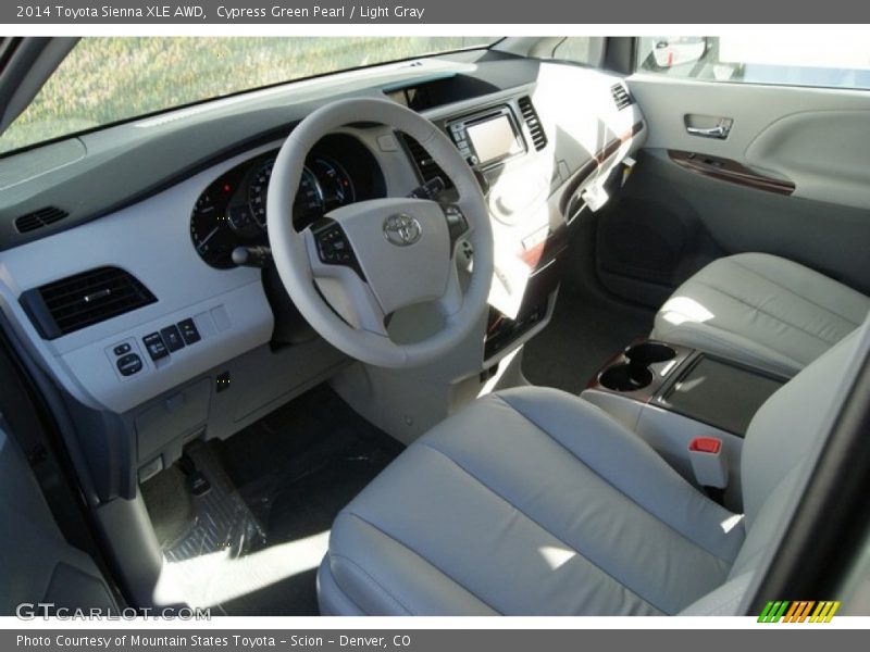 Cypress Green Pearl / Light Gray 2014 Toyota Sienna XLE AWD
