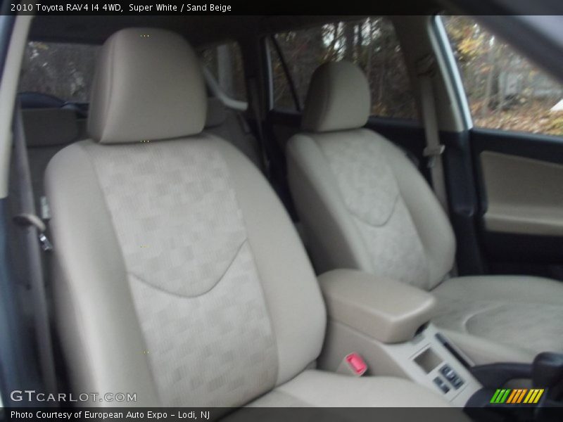 Super White / Sand Beige 2010 Toyota RAV4 I4 4WD