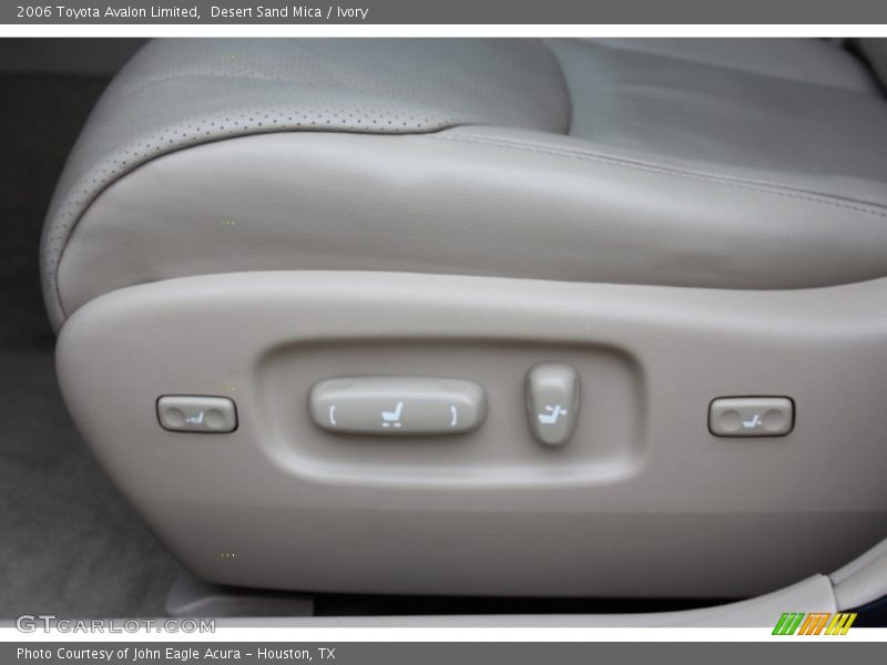 Desert Sand Mica / Ivory 2006 Toyota Avalon Limited