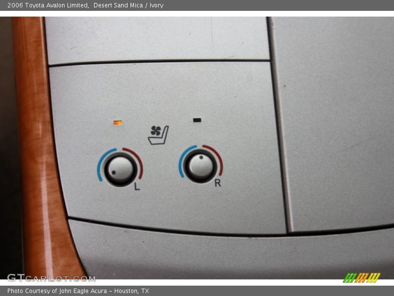 Desert Sand Mica / Ivory 2006 Toyota Avalon Limited