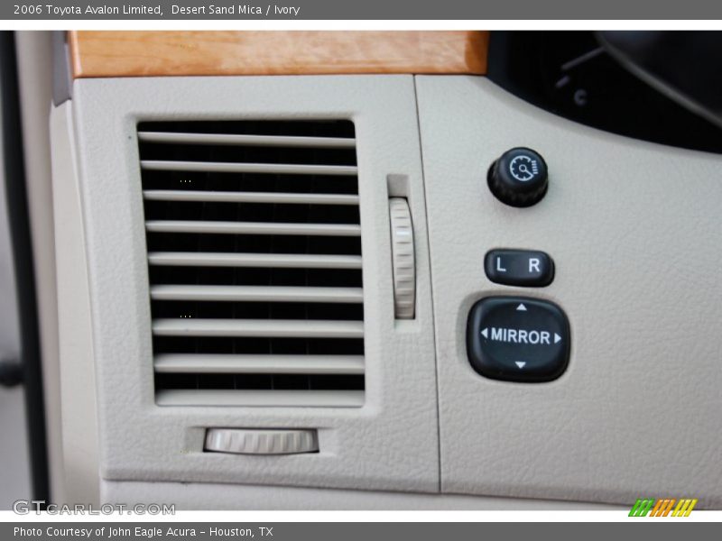 Desert Sand Mica / Ivory 2006 Toyota Avalon Limited