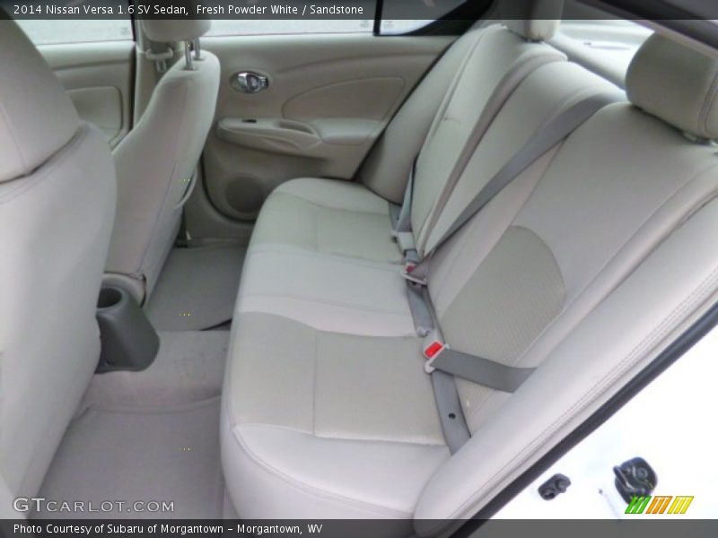 Fresh Powder White / Sandstone 2014 Nissan Versa 1.6 SV Sedan