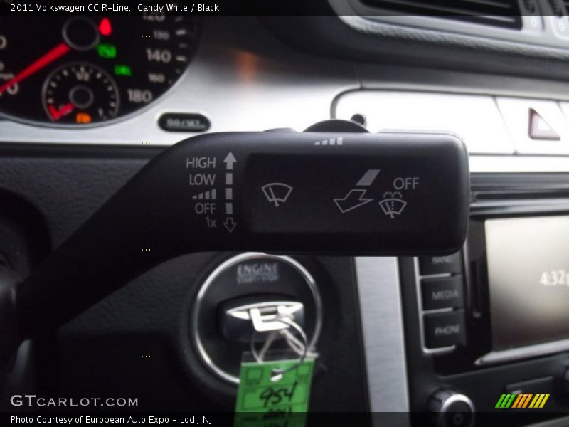 Candy White / Black 2011 Volkswagen CC R-Line