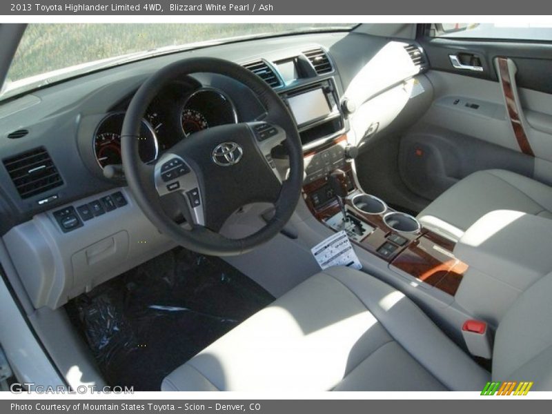 Blizzard White Pearl / Ash 2013 Toyota Highlander Limited 4WD