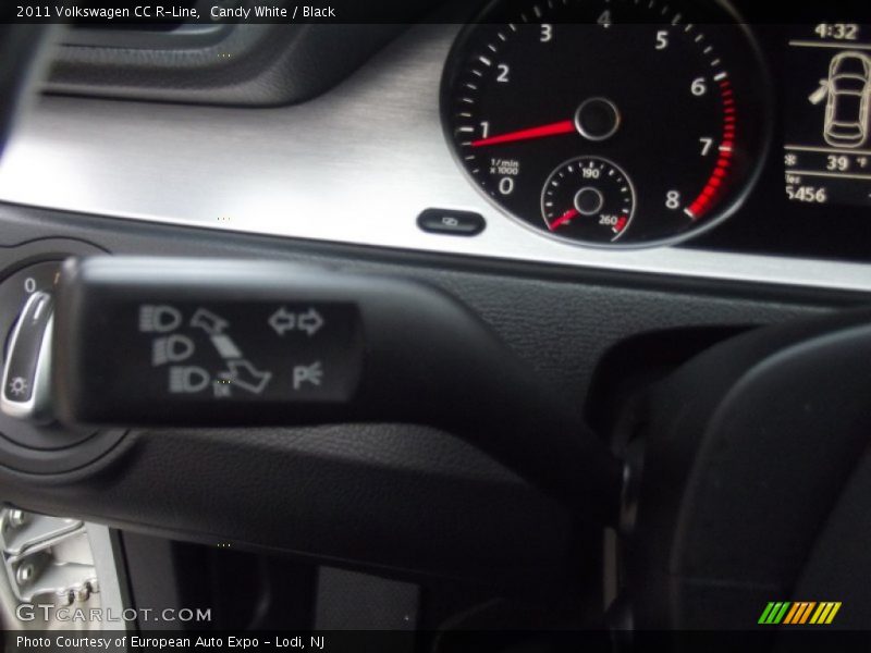 Candy White / Black 2011 Volkswagen CC R-Line