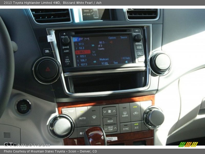 Blizzard White Pearl / Ash 2013 Toyota Highlander Limited 4WD