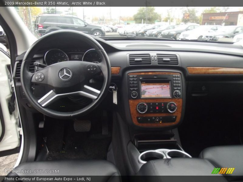 Arctic White / Black 2009 Mercedes-Benz R 350 4Matic