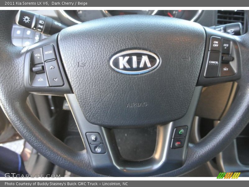 Dark Cherry / Beige 2011 Kia Sorento LX V6