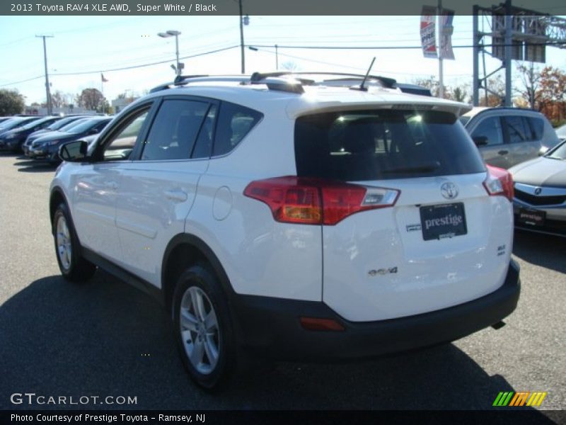 Super White / Black 2013 Toyota RAV4 XLE AWD