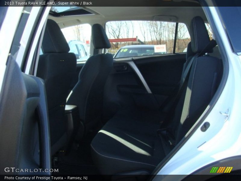 Super White / Black 2013 Toyota RAV4 XLE AWD