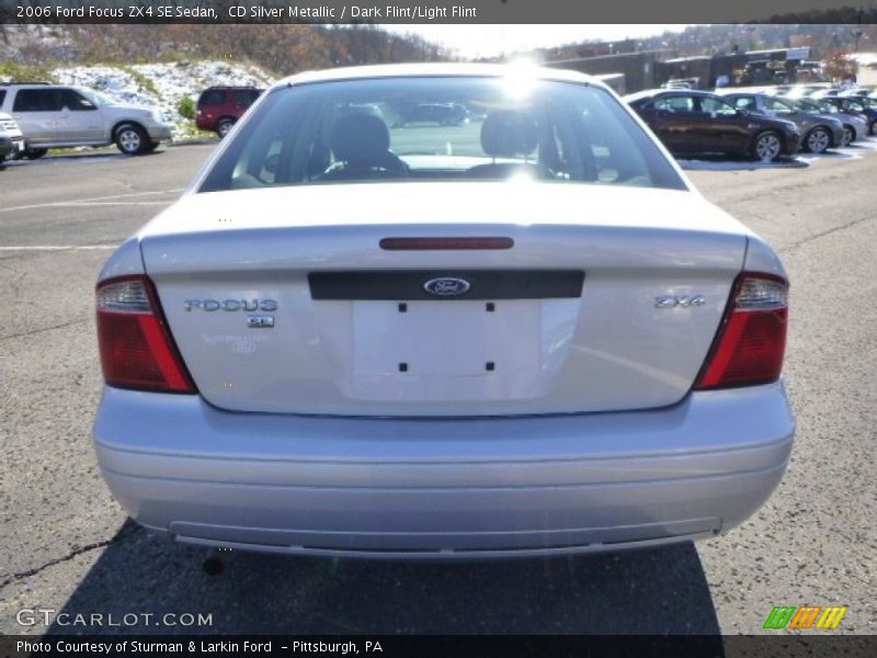 CD Silver Metallic / Dark Flint/Light Flint 2006 Ford Focus ZX4 SE Sedan