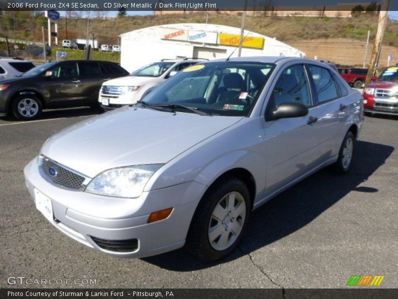 CD Silver Metallic / Dark Flint/Light Flint 2006 Ford Focus ZX4 SE Sedan