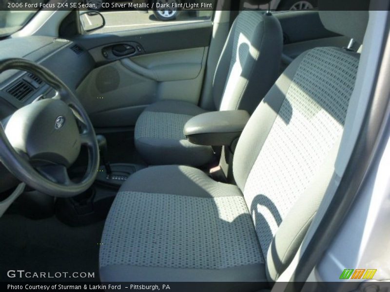 CD Silver Metallic / Dark Flint/Light Flint 2006 Ford Focus ZX4 SE Sedan