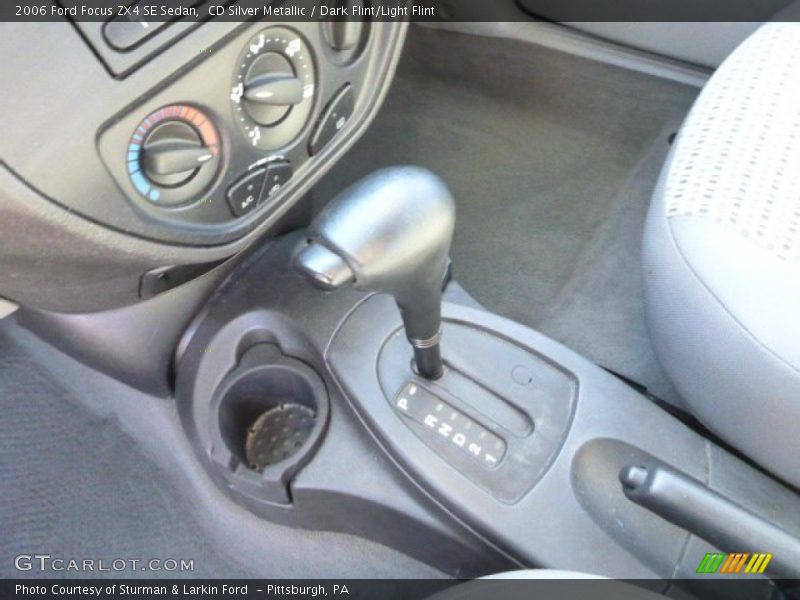 CD Silver Metallic / Dark Flint/Light Flint 2006 Ford Focus ZX4 SE Sedan