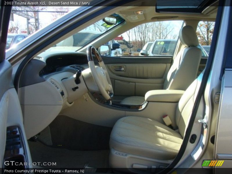 Desert Sand Mica / Ivory 2003 Toyota Avalon XLS