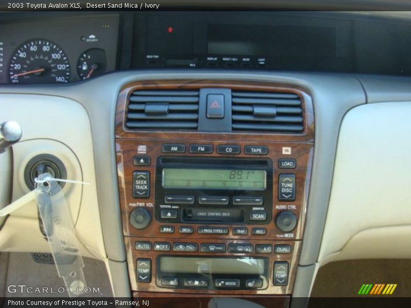 Desert Sand Mica / Ivory 2003 Toyota Avalon XLS