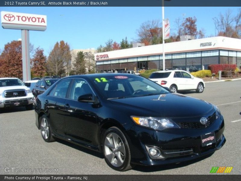 Attitude Black Metallic / Black/Ash 2012 Toyota Camry SE