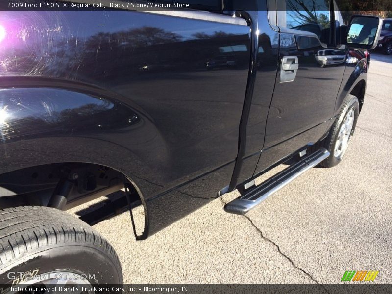 Black / Stone/Medium Stone 2009 Ford F150 STX Regular Cab