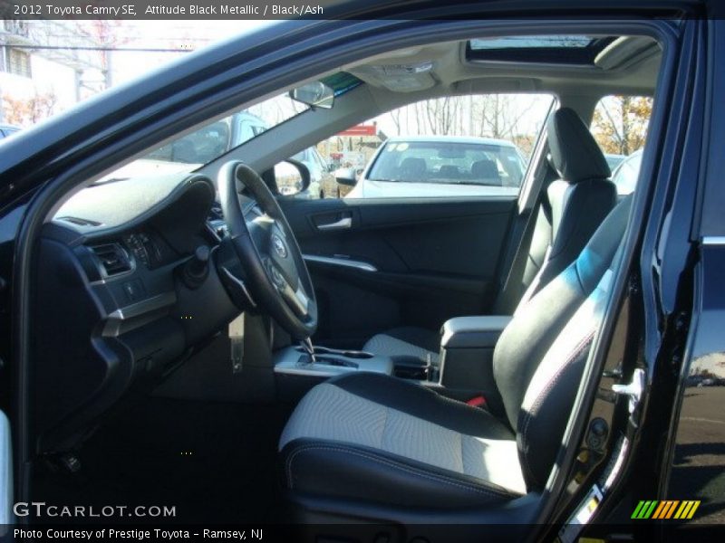 Attitude Black Metallic / Black/Ash 2012 Toyota Camry SE