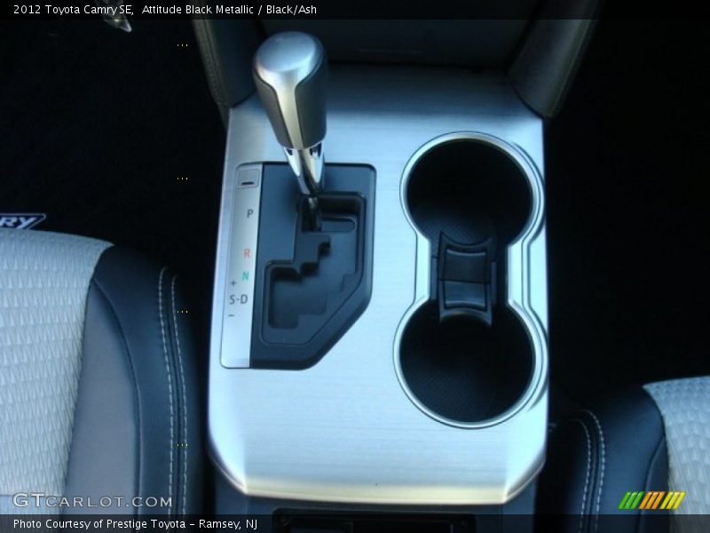 Attitude Black Metallic / Black/Ash 2012 Toyota Camry SE