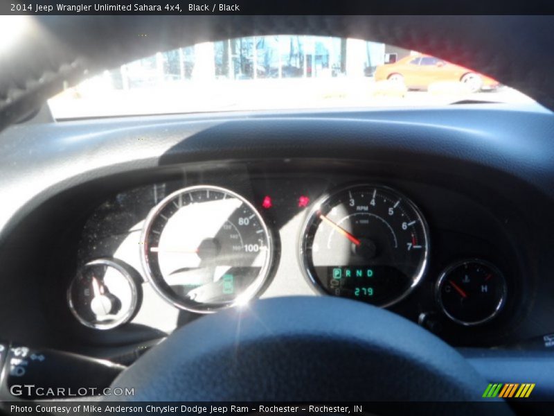 Black / Black 2014 Jeep Wrangler Unlimited Sahara 4x4