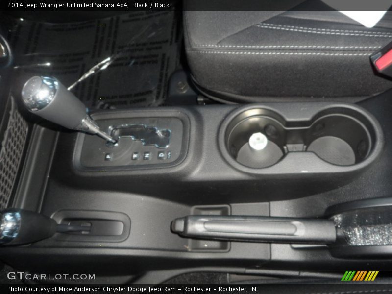 Black / Black 2014 Jeep Wrangler Unlimited Sahara 4x4