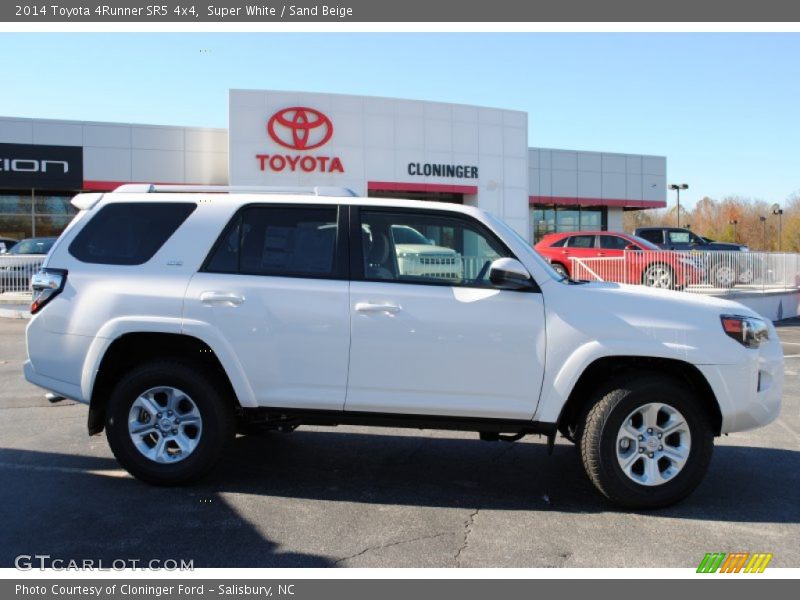 Super White / Sand Beige 2014 Toyota 4Runner SR5 4x4