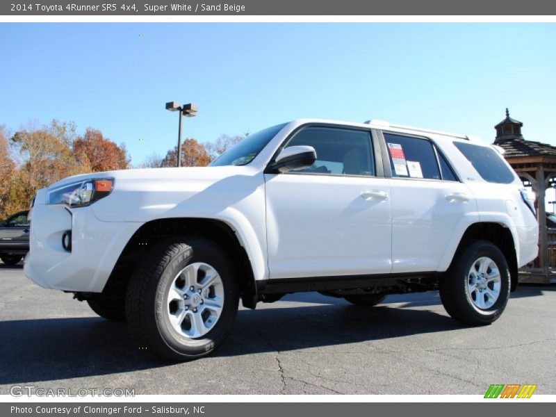 Super White / Sand Beige 2014 Toyota 4Runner SR5 4x4