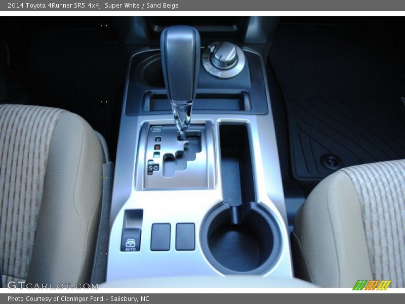 Super White / Sand Beige 2014 Toyota 4Runner SR5 4x4